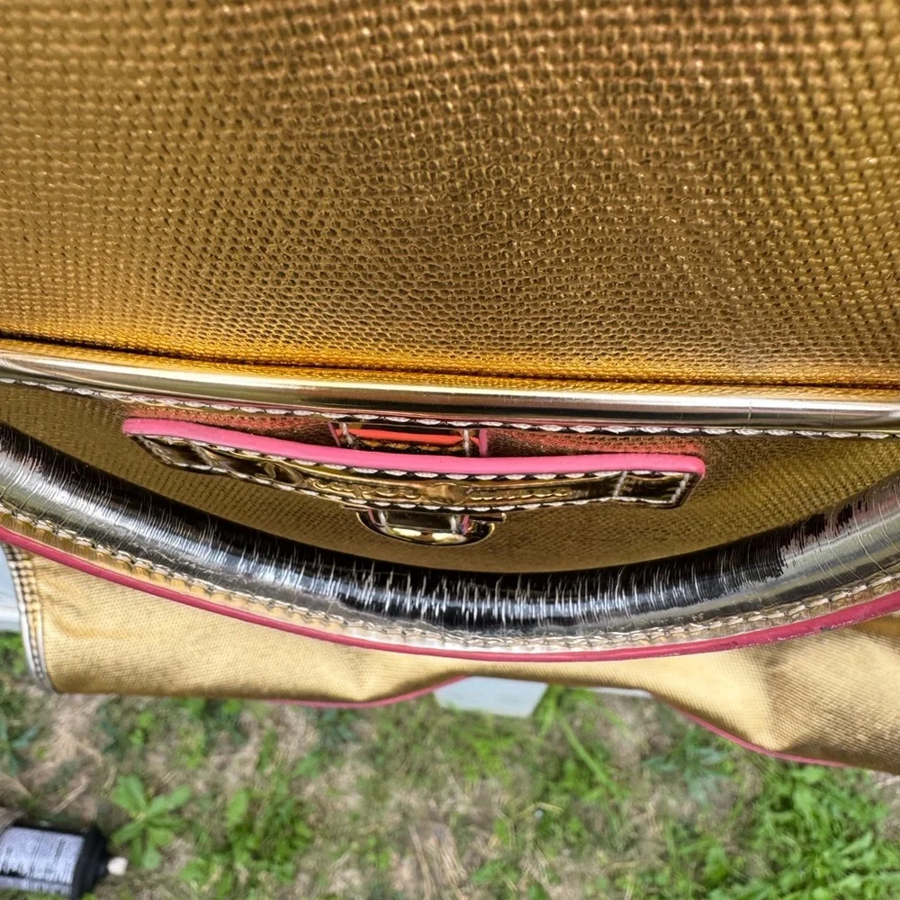 Draper James Metallic Gold "Totes Y'all" Owen Tote Bag Purse - Picture 14 of 17